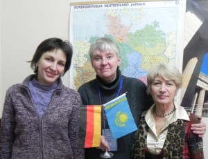 UG og lærerinne ved den tyske skolen i Semey, januar 2012