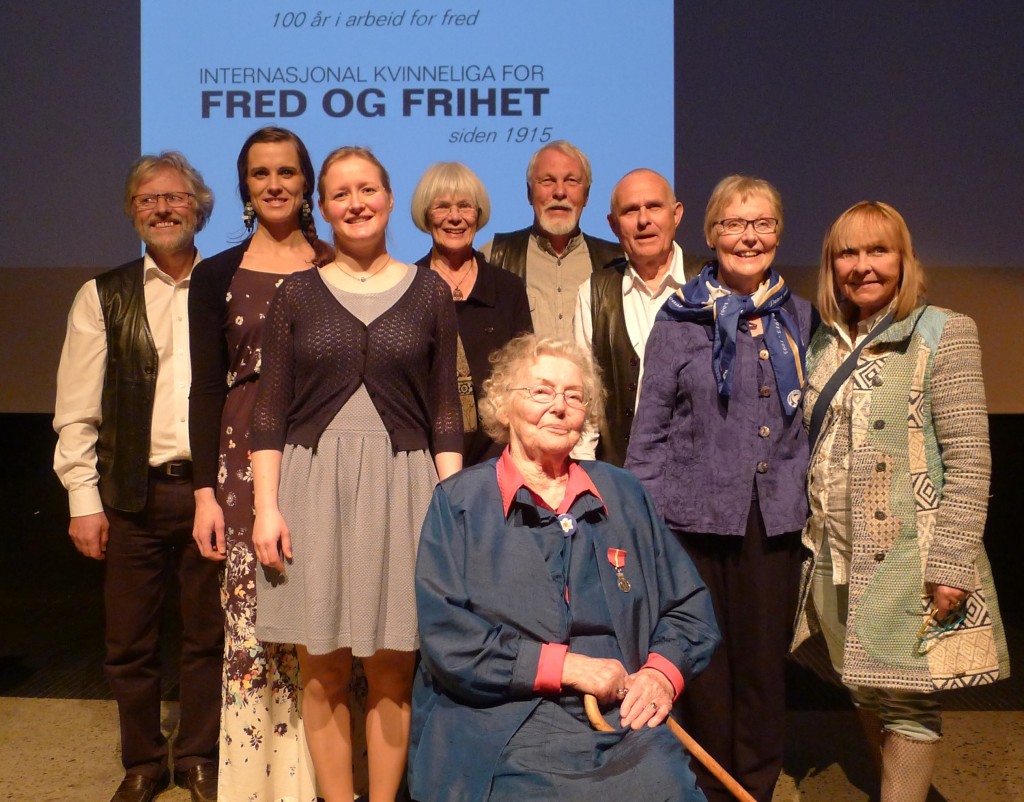 Gunnar Rød, Wibeke Wetaas, sopran, Olaug Mundal klaver, Tora AAsland, Ernst Schønborg, Einar Eriksen, Gro Eriksen, Marta Dortea Sagland Lea og Johanne Skog Gripsrud. Foto: Elisabeth Kristiansen